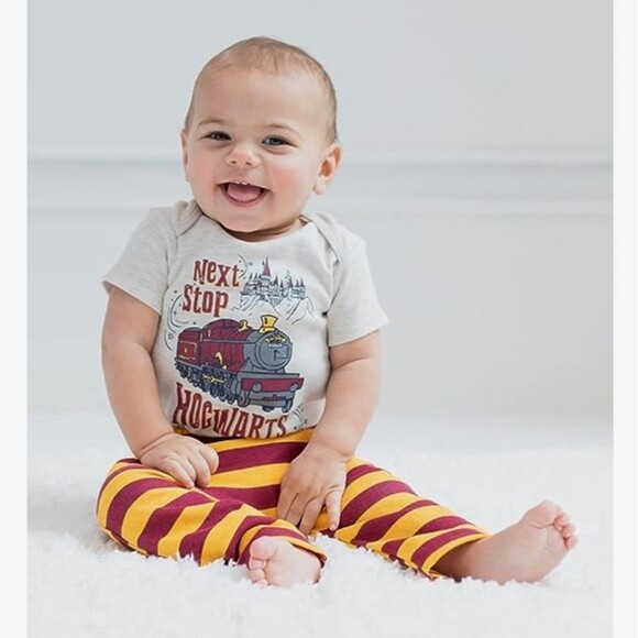 NWT Harry Potter 3 Piece Bodysuit, Pants,  and Hoodie Set - Picture 3 of 11